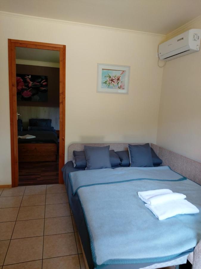 Dream Horse Apartman Cserkeszolo Exterior photo
