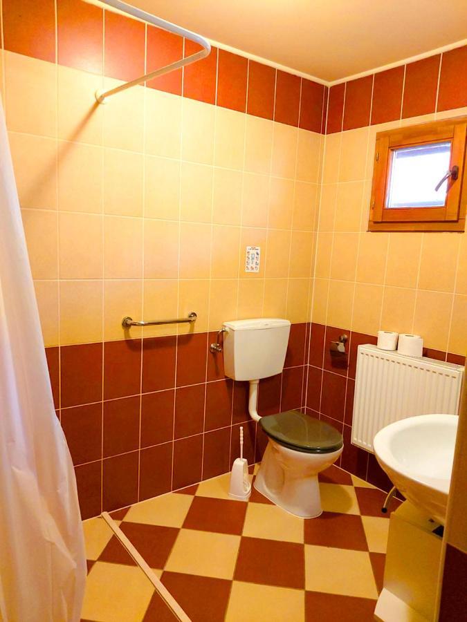 Dream Horse Apartman Cserkeszolo Exterior photo