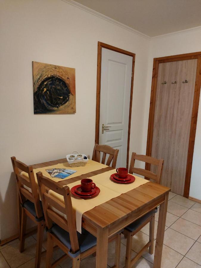 Dream Horse Apartman Cserkeszolo Exterior photo
